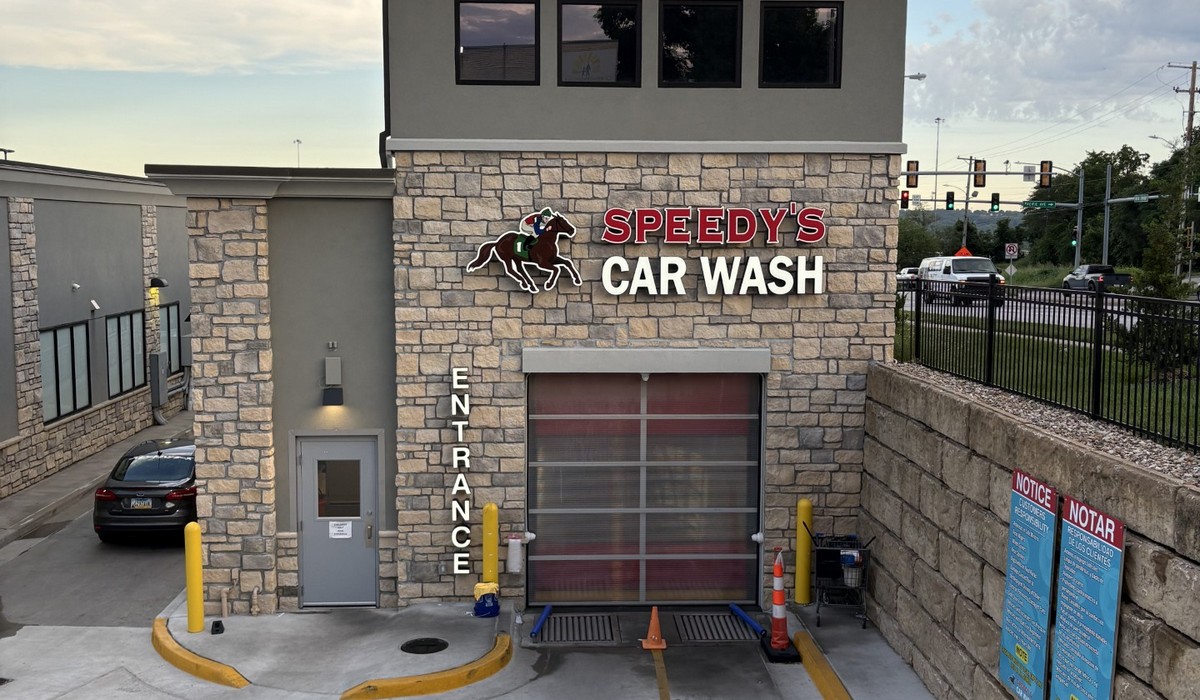 Speedy's Carwash Kansas City Kansas
